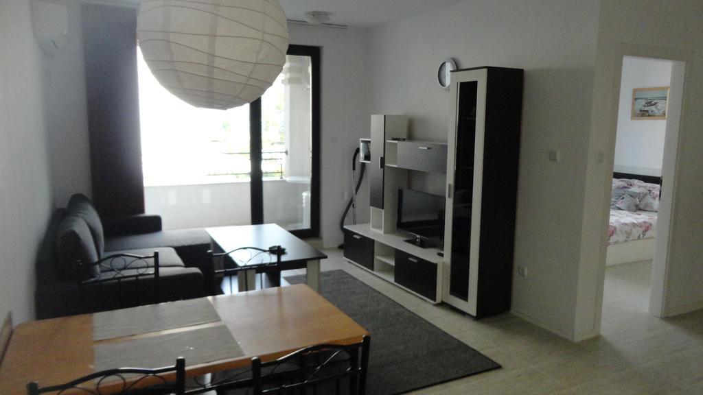 Apartment In Green Beach Resort Kavatsi Созополь Экстерьер фото